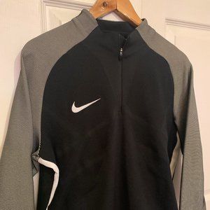Men's Nike Aeroswift pullover